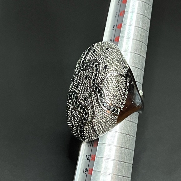 Rebecca of Italy Silver and Black Gold-Plated Bronze Ring w/ Cubic Zirconia - Picture 12 of 16